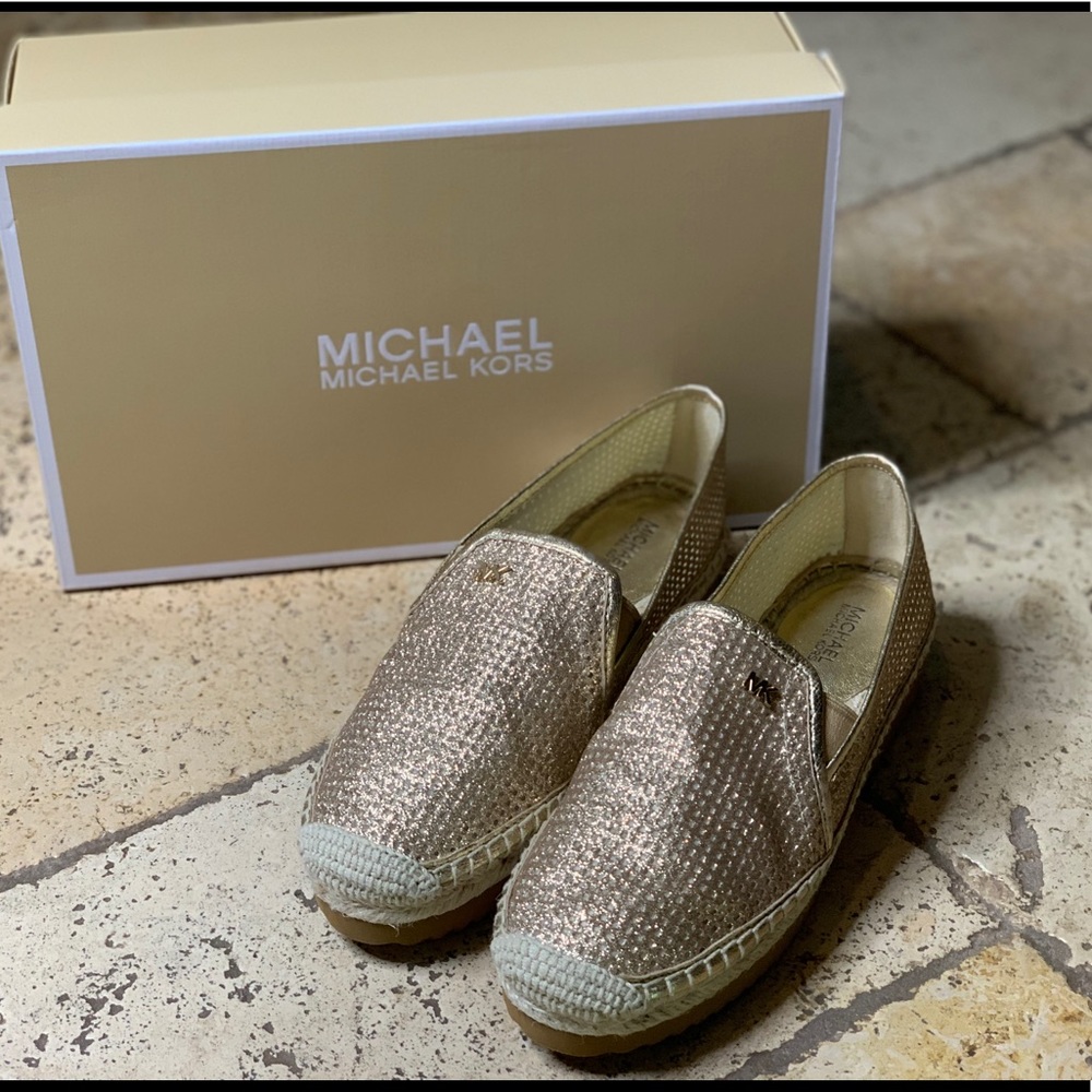 MIchael Kors Hastings Pixie Fine Perforated Square